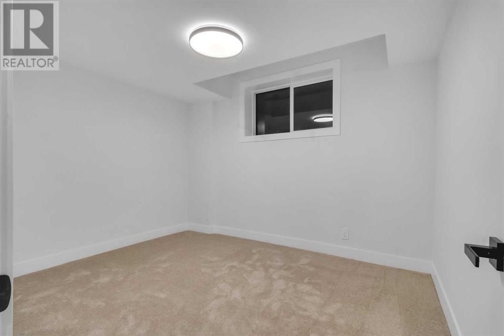 Single Family House for Sale in   Avenue NW Mount Pleasant Calgary 