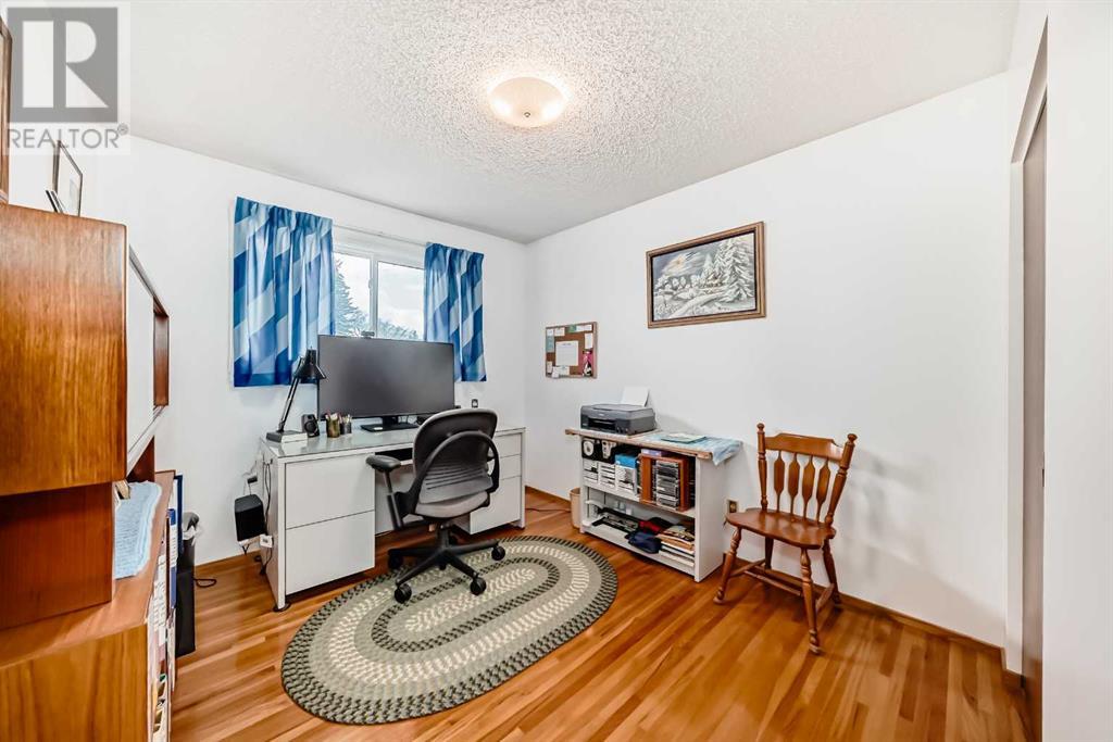 Single Family House Bungalow for Sale in   Street NW Varsity Calgary 