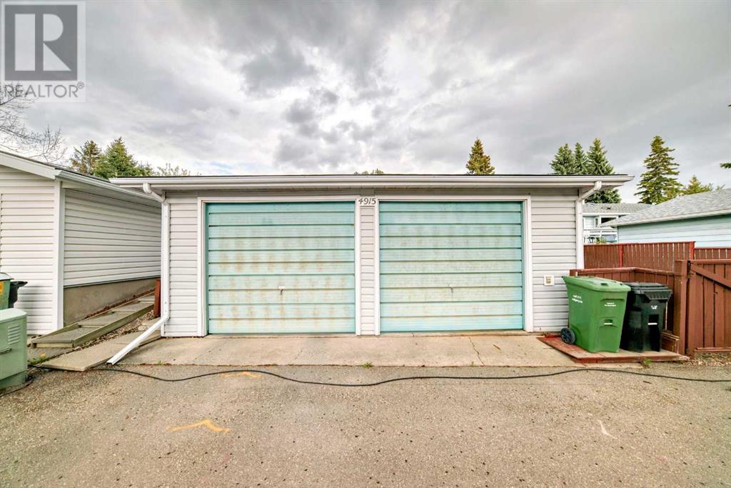 Single Family House Bungalow for Sale in   Street NW Varsity Calgary 