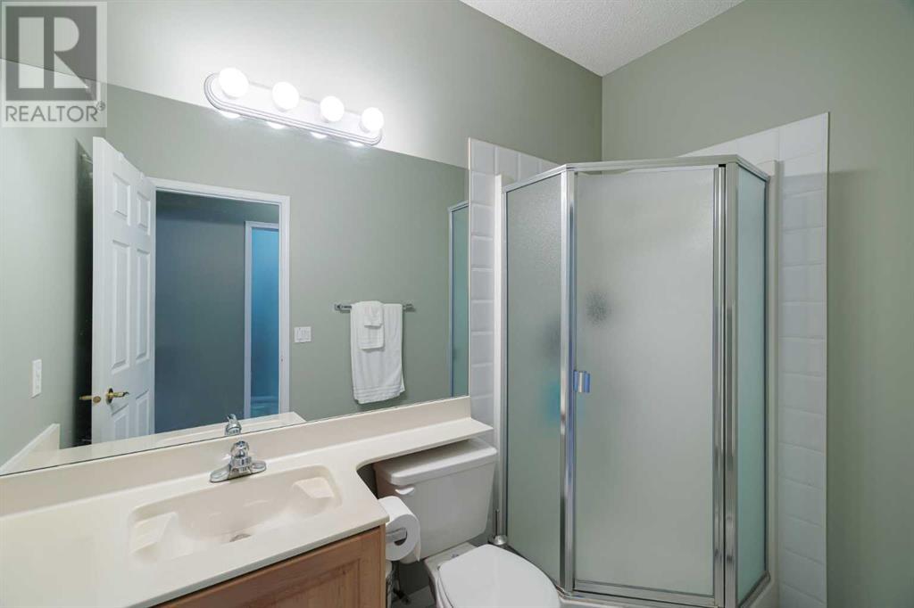 Single Family House for Sale in    Street SW Shawnee Slopes Calgary 