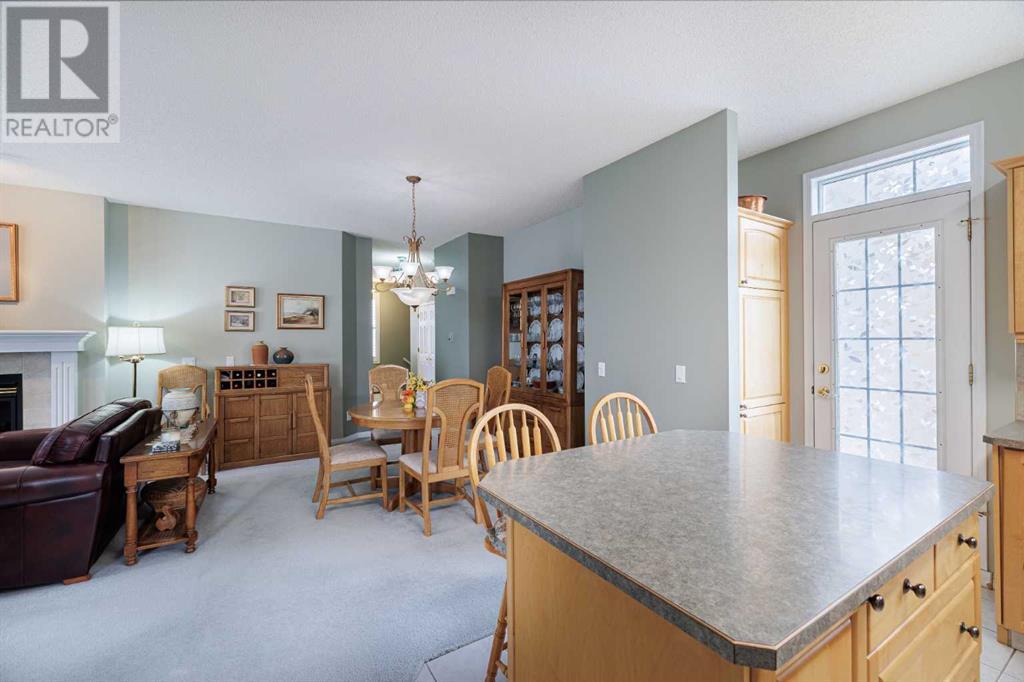 Single Family House for Sale in    Street SW Shawnee Slopes Calgary 