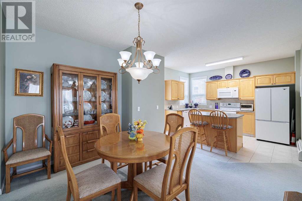 Single Family House for Sale in    Street SW Shawnee Slopes Calgary 