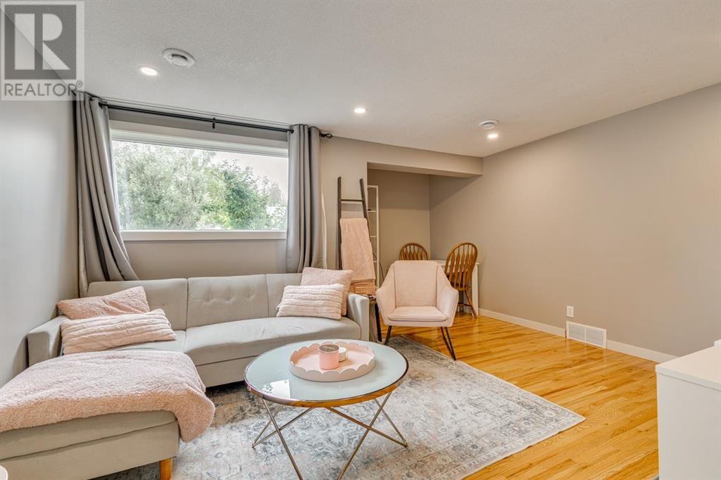 Single Family House Bungalow for Sale in  Child Avenue NE Renfrew Calgary 