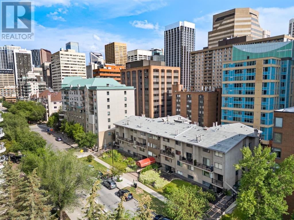 Single Family House Multi-level for Sale in    Avenue SW Downtown Commercial Core Calgary 