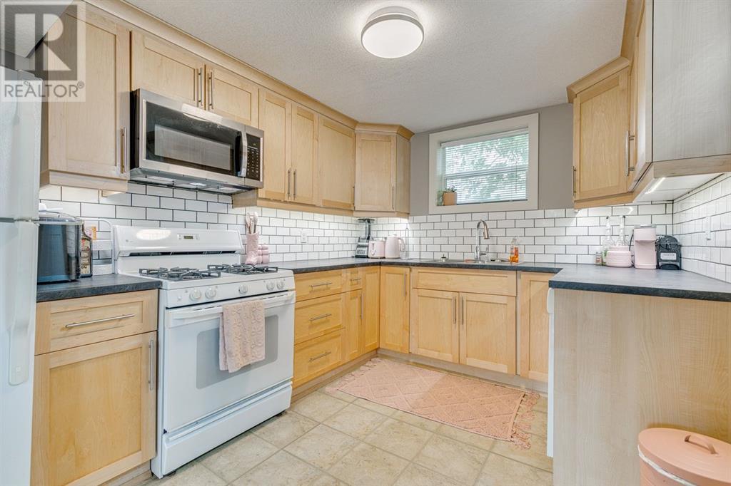 Single Family House Bungalow for Sale in  Child Avenue NE Renfrew Calgary 