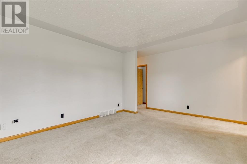 Single Family House Bungalow for Sale in  Child Avenue NE Renfrew Calgary 