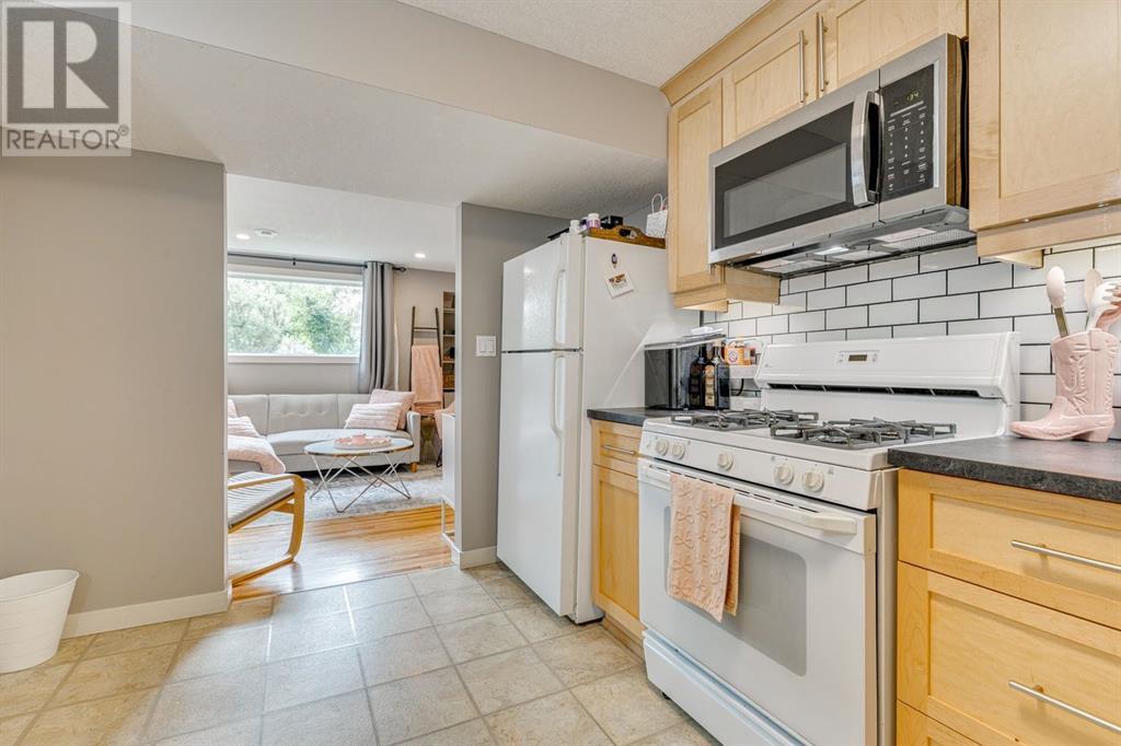 Single Family House Bungalow for Sale in  Child Avenue NE Renfrew Calgary 