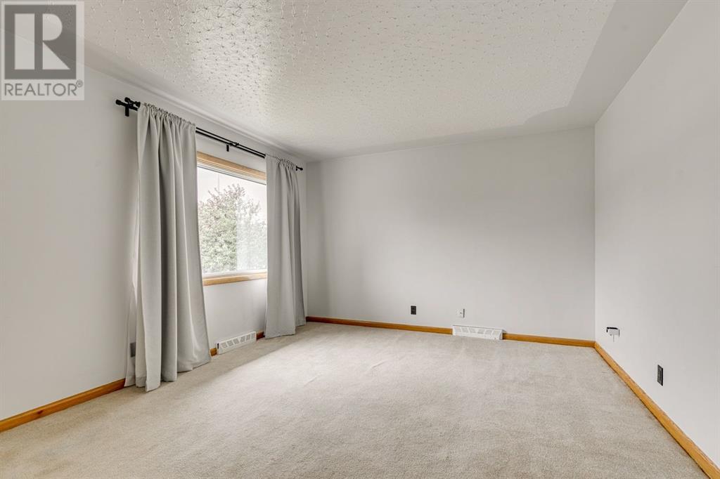Single Family House Bungalow for Sale in  Child Avenue NE Renfrew Calgary 