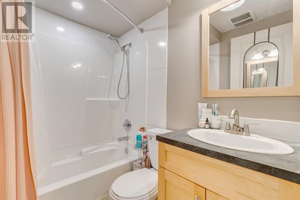 Single Family House Bungalow for Sale in  Child Avenue NE Renfrew Calgary 