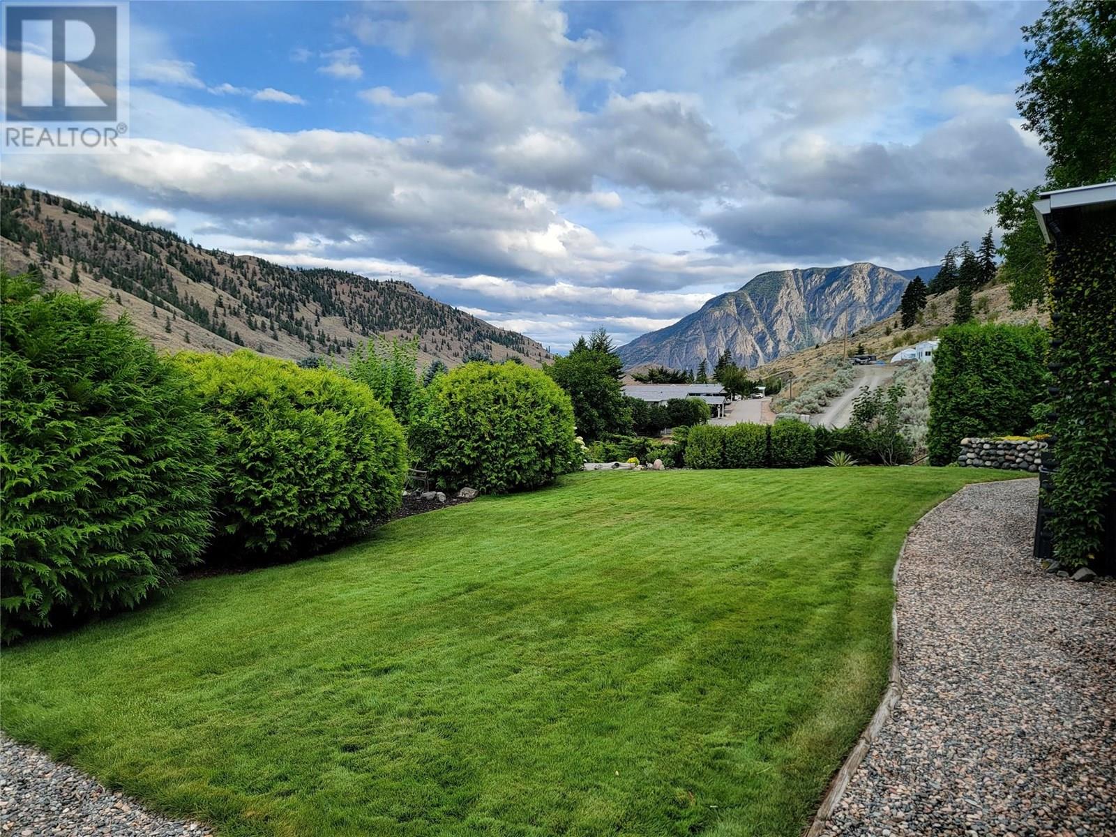 Photo 2 of 1292 Highway 3 A Unit 31, Keremeos BC