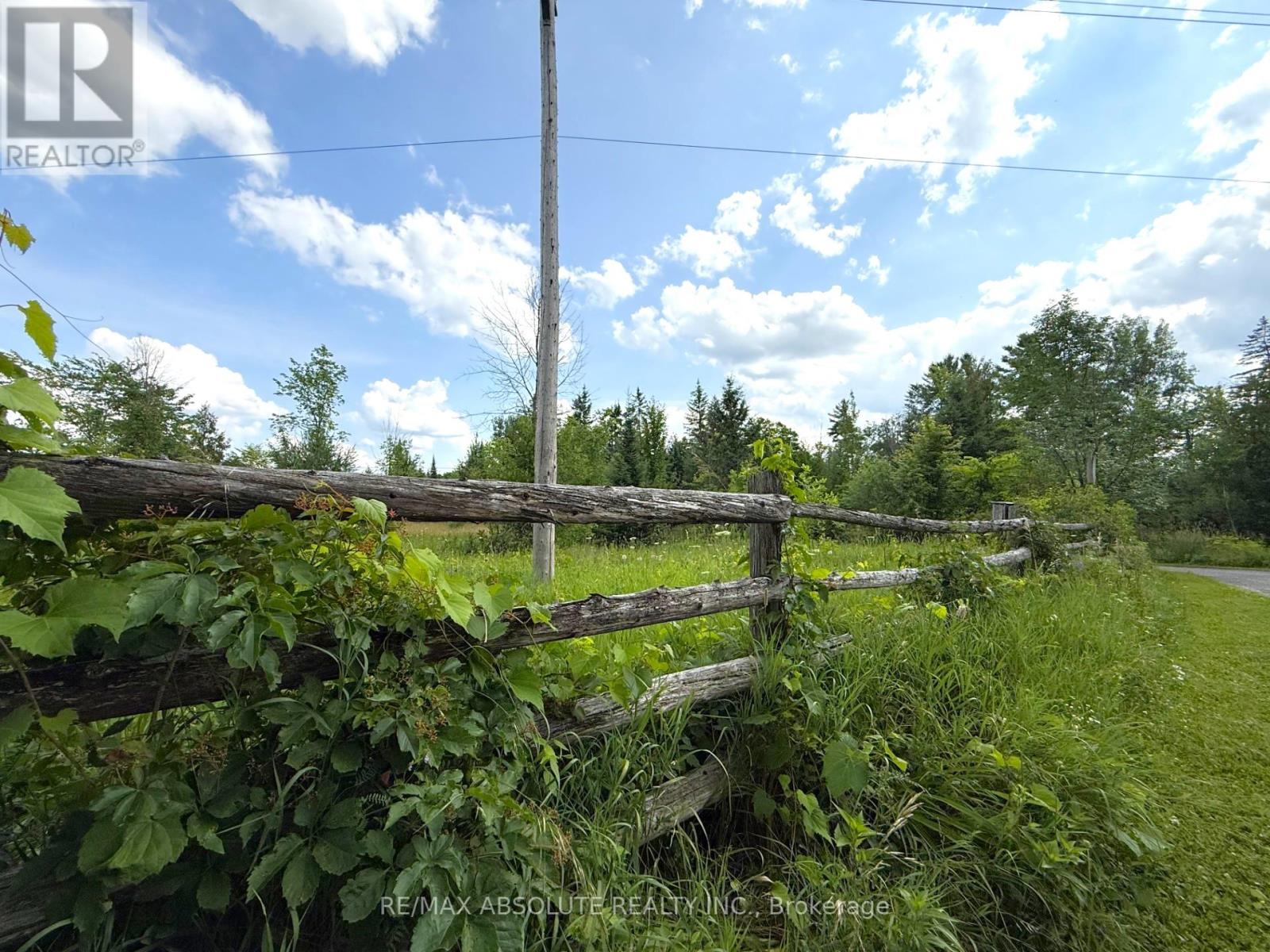 Photo 10 of 702 Part 13 Flat Rapids Road, Mcnab Braeside ON