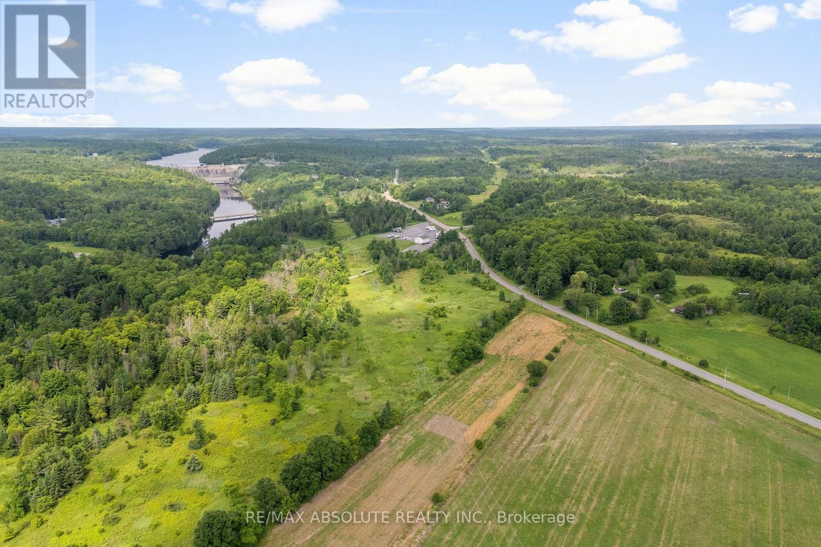 Photo 5 of 702 Part 16 Flat Rapids Road, Mcnab Braeside ON