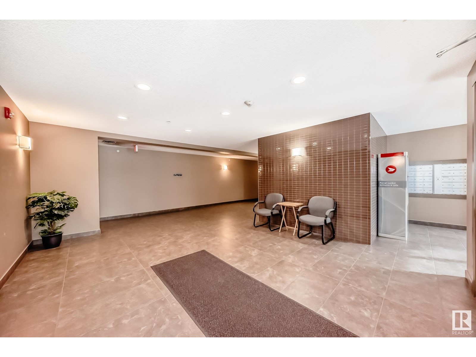 Photo 11 of 101 2207 44 Av Nw Nw, Edmonton AB