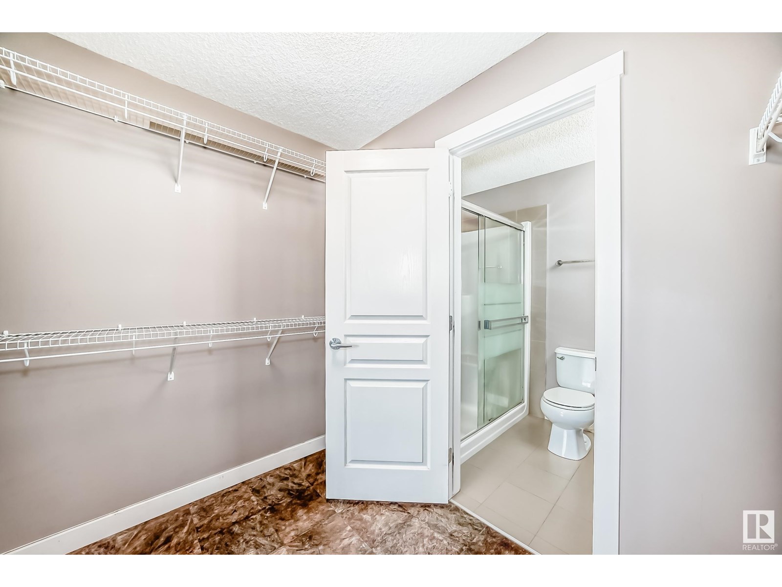 Photo 32 of 101 2207 44 Av Nw Nw, Edmonton AB