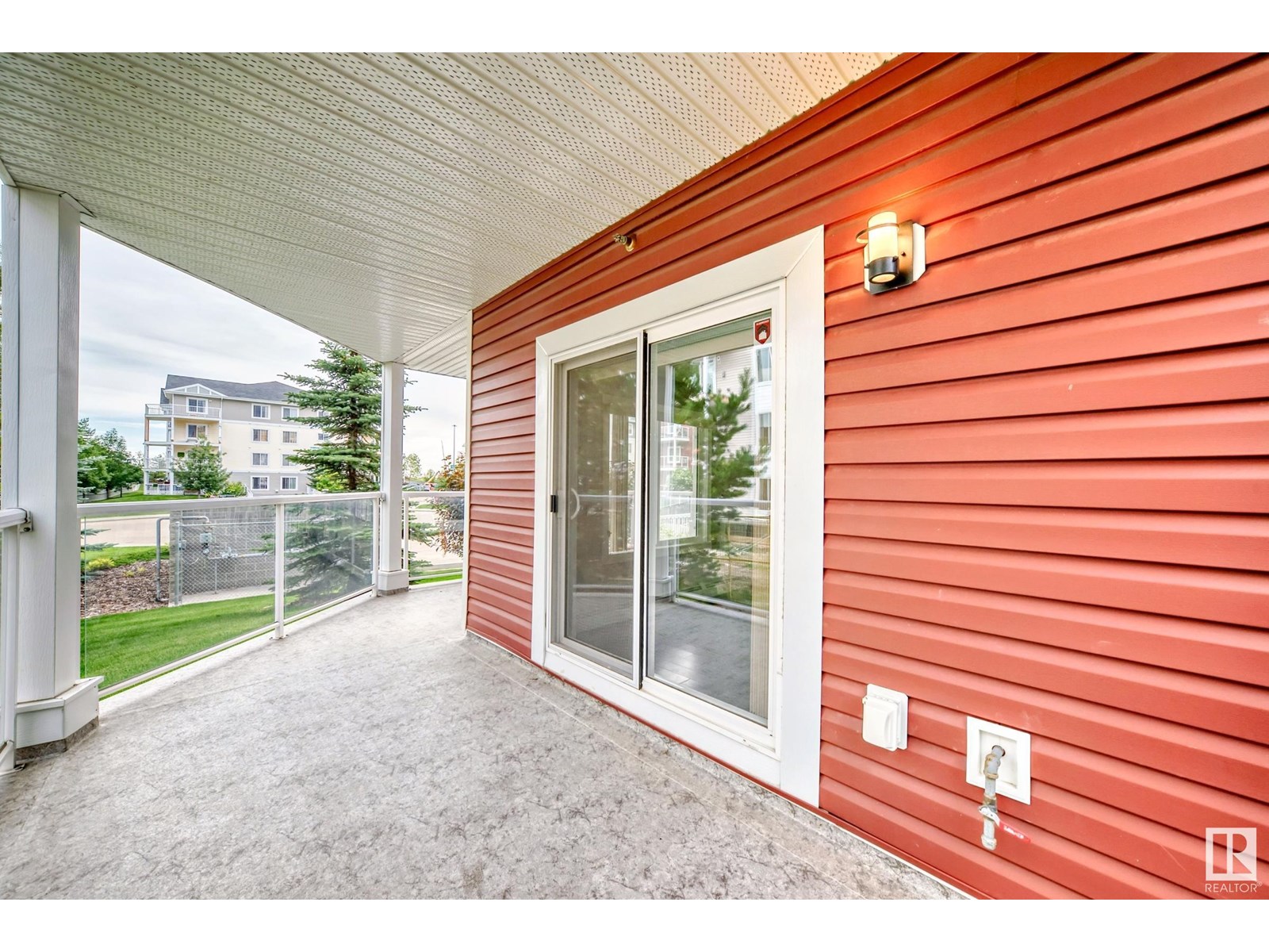 Photo 7 of 101 2207 44 Av Nw Nw, Edmonton AB