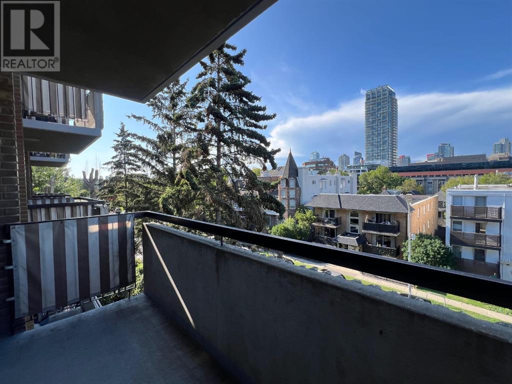 Single Family House for Sale in    Avenue SW Lower Mount Royal Calgary 