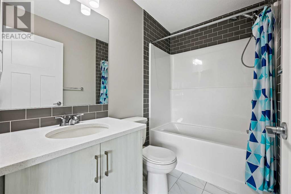 Single Family House for Sale in  Livingston Common NE Livingston Calgary 