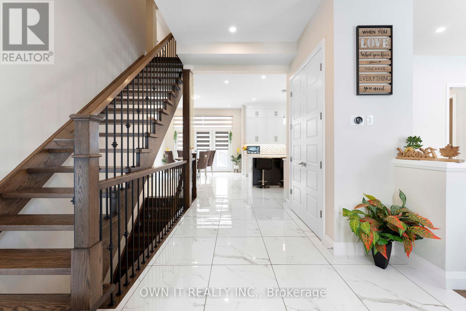 Photo 2 of 23 Yarl Place, Guelph Eramosa ON
