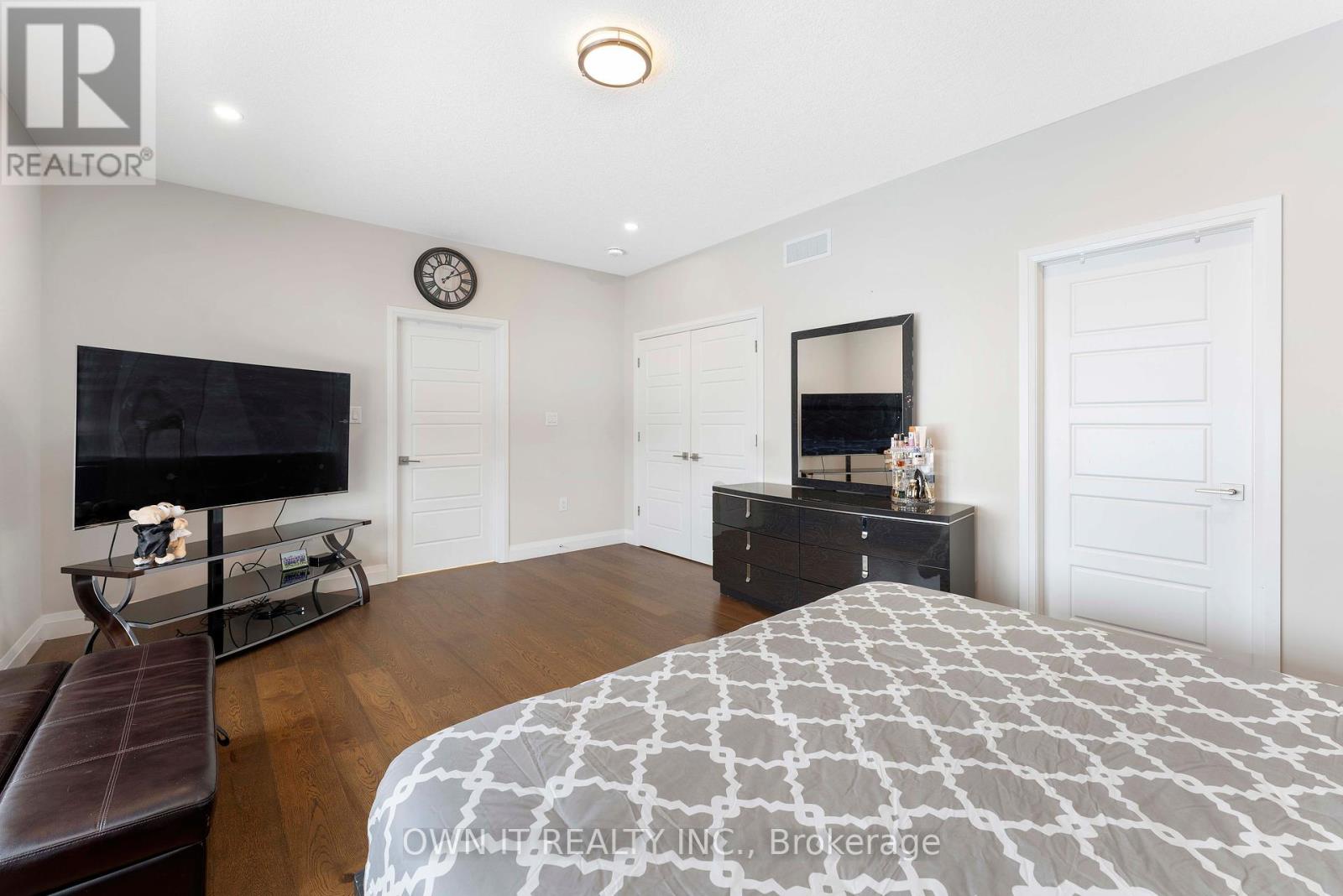 Photo 5 of 23 Yarl Place, Guelph Eramosa ON