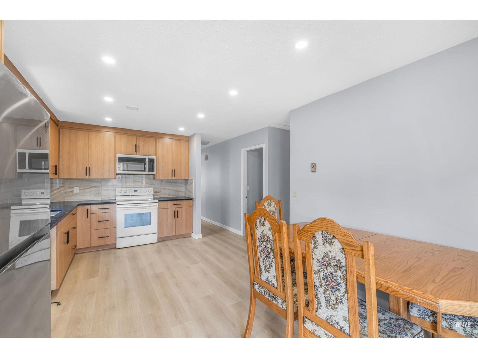 Photo 19 of 45466 Meadowbrook Drive Chilliwack Proper South, Chilliwack BC