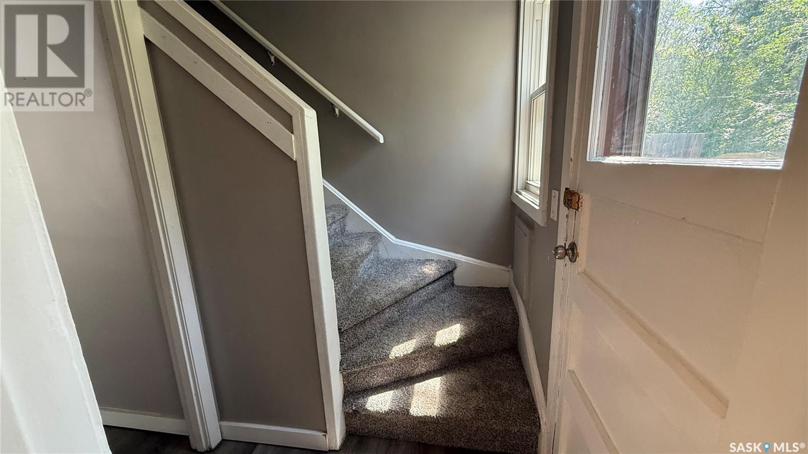 Photo 13 of A B 2614 Elliott Drive, Regina SK
