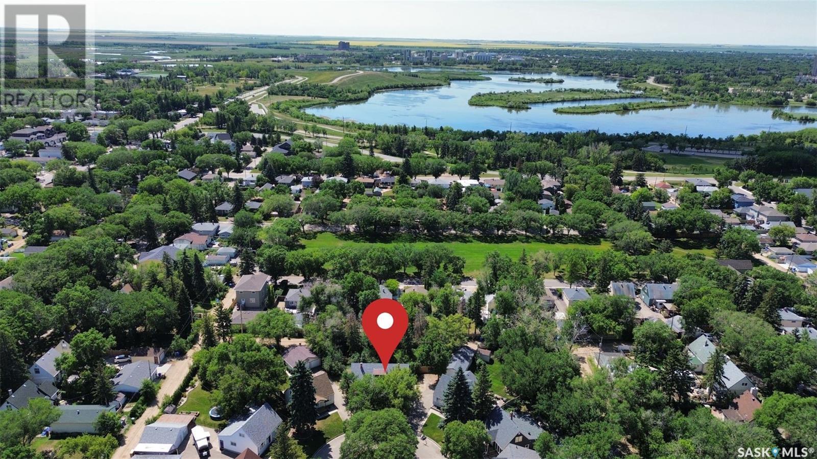 Photo 4 of A B 2614 Elliott Drive, Regina SK