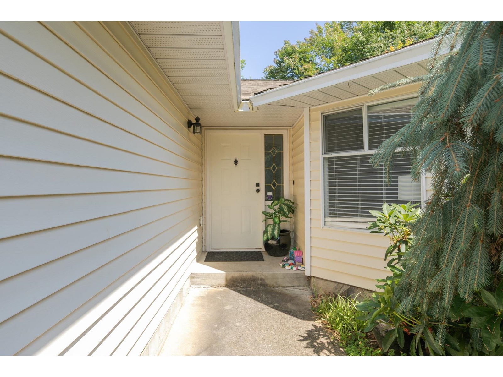 Photo 30 of 9286 212 Street, Langley BC