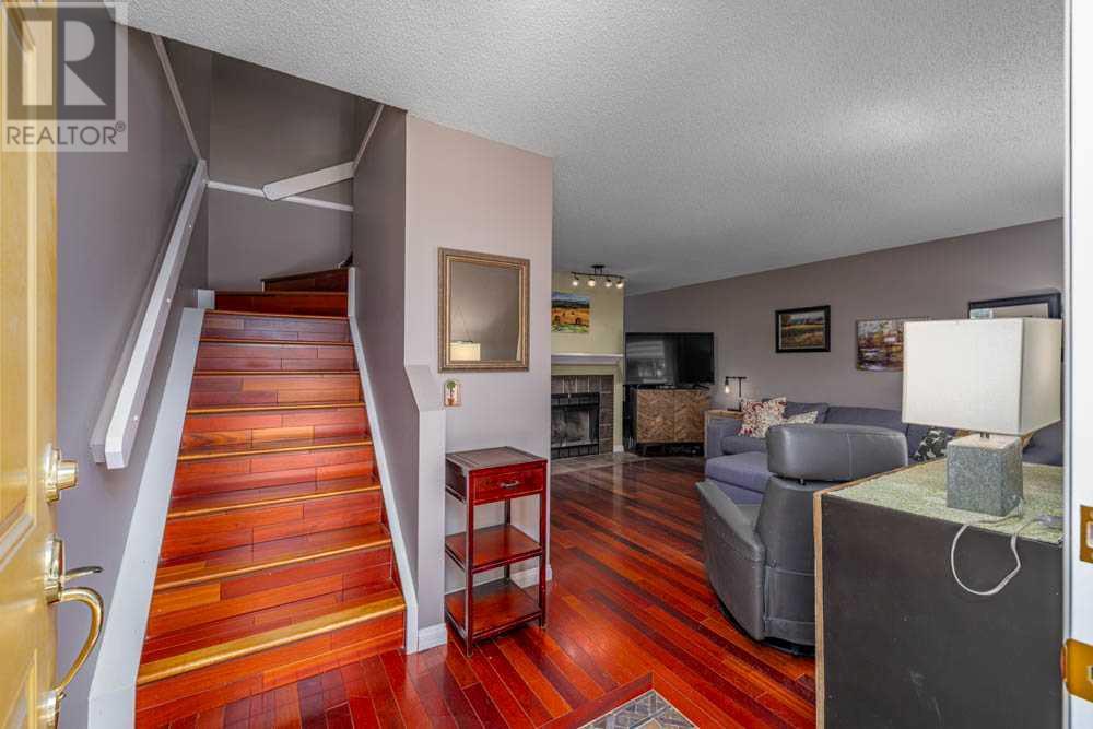 Single Family House for Sale in   Street SW Altadore Calgary 