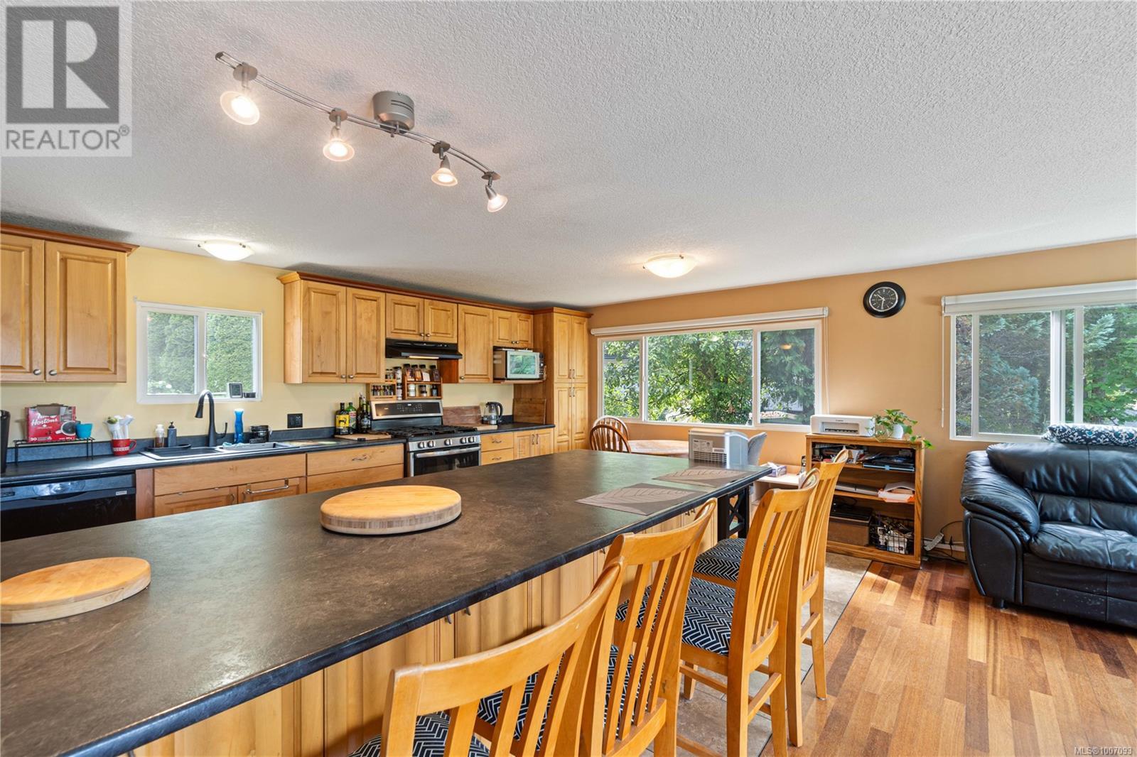Photo 1 of 5687 Big Bear Ridge, Nanaimo BC