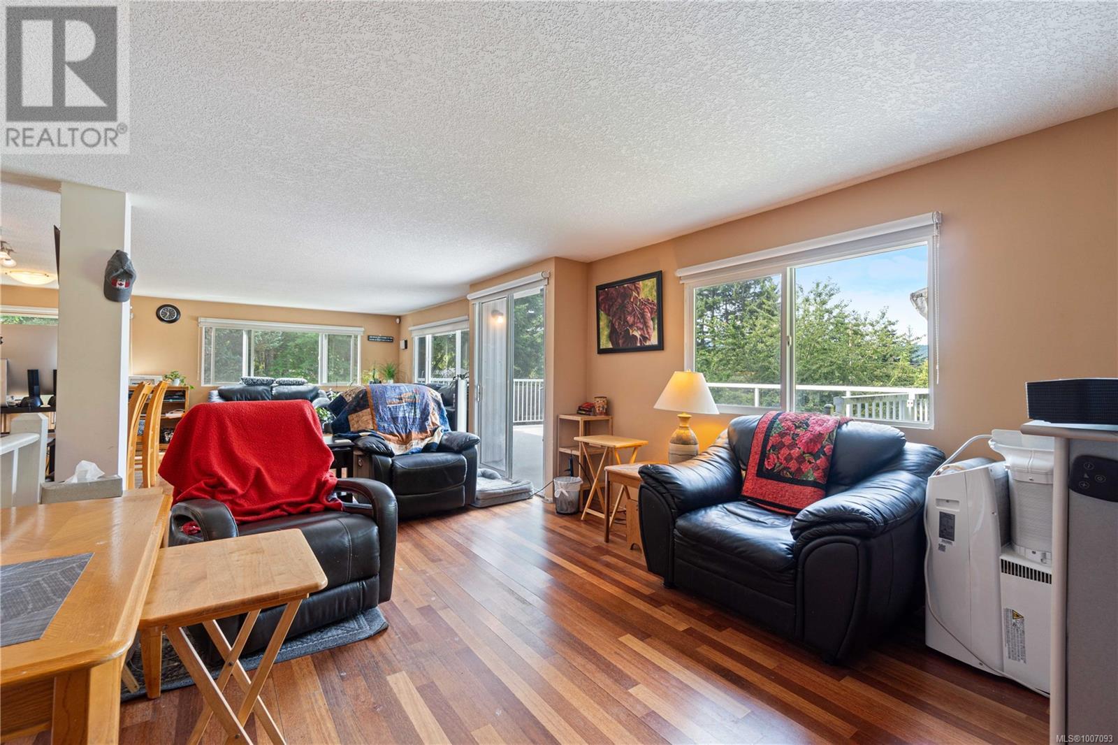 Photo 11 of 5687 Big Bear Ridge, Nanaimo BC