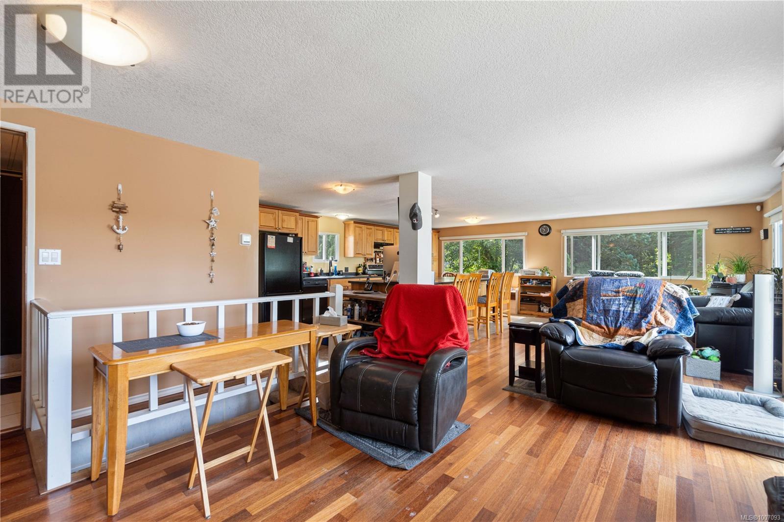 Photo 13 of 5687 Big Bear Ridge, Nanaimo BC