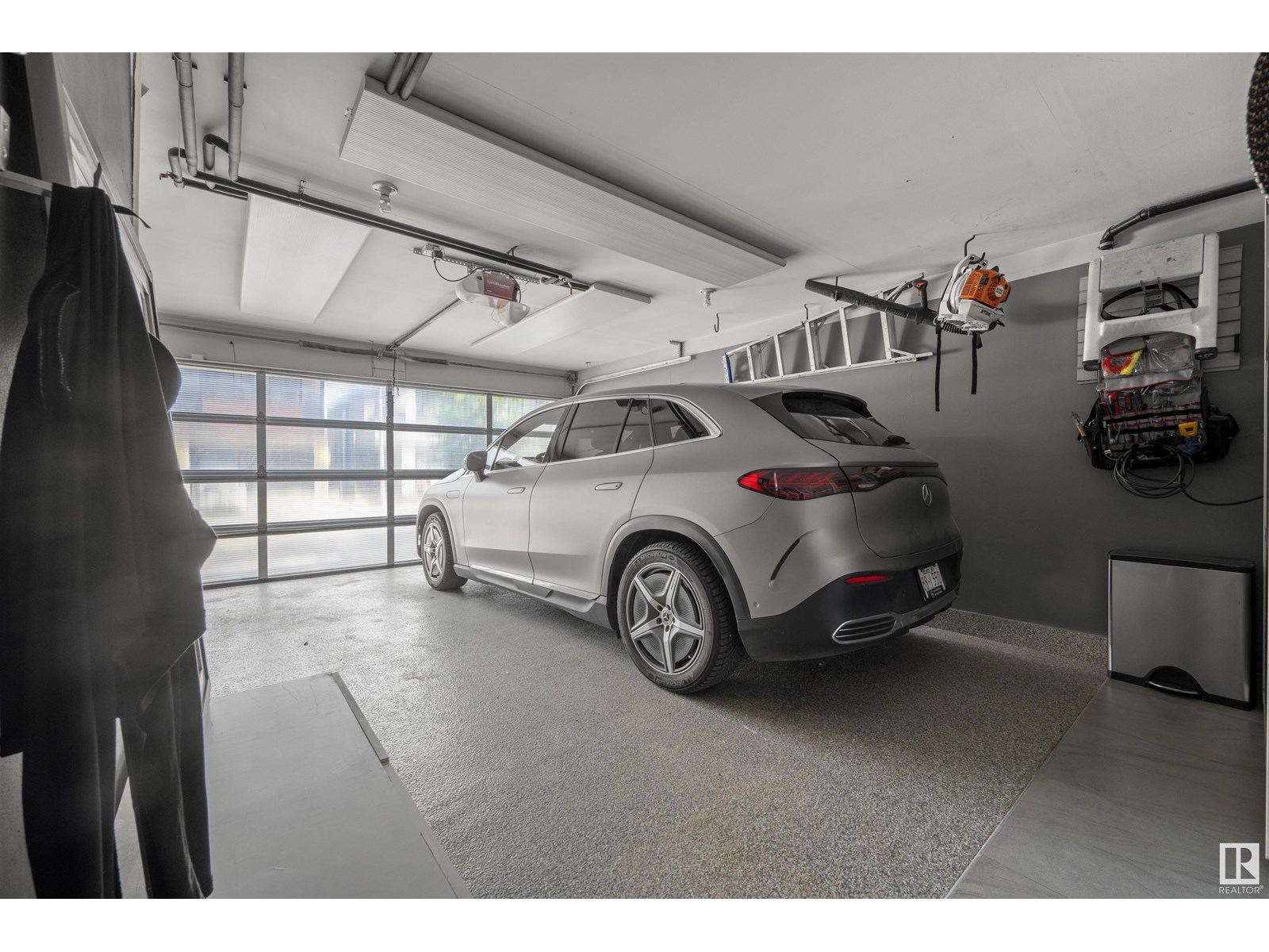 Photo 21 of 10065 90 Av Nw, Edmonton AB