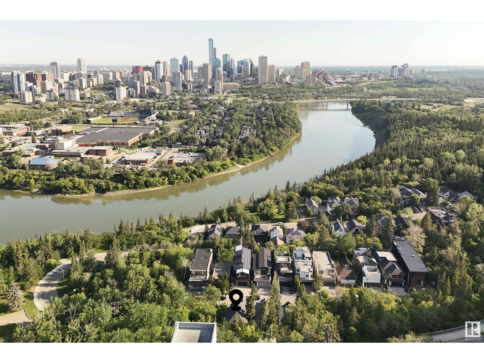 Photo 29 of 10065 90 Av Nw, Edmonton AB