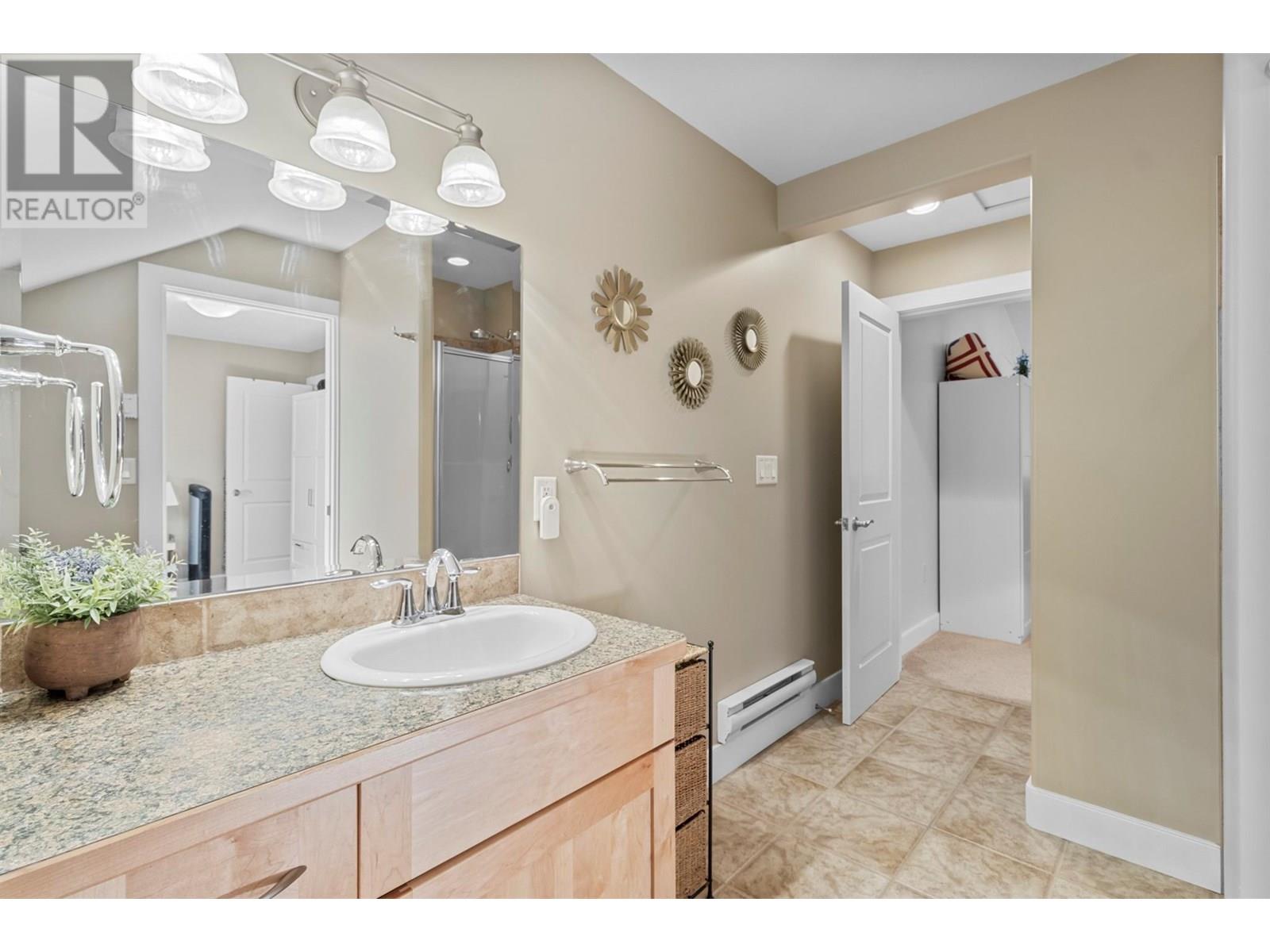 Photo 29 of 2802 Henstridge Road Unit 9, Sorrento BC