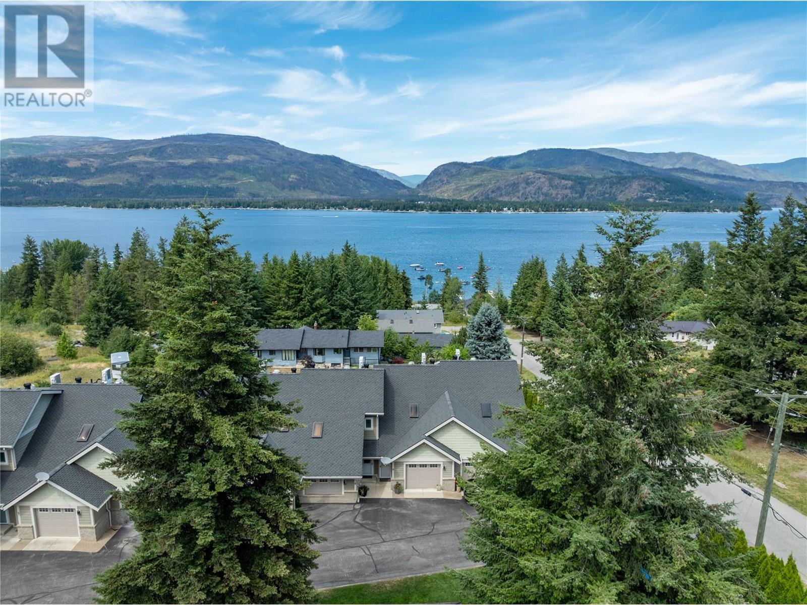 Photo 2 of 2802 Henstridge Road Unit 9, Sorrento BC