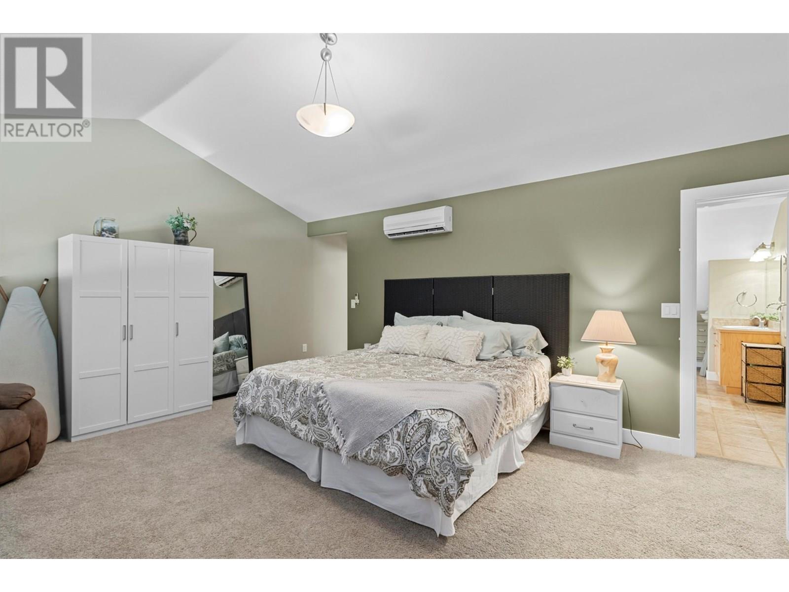 Photo 24 of 2802 Henstridge Road Unit 9, Sorrento BC
