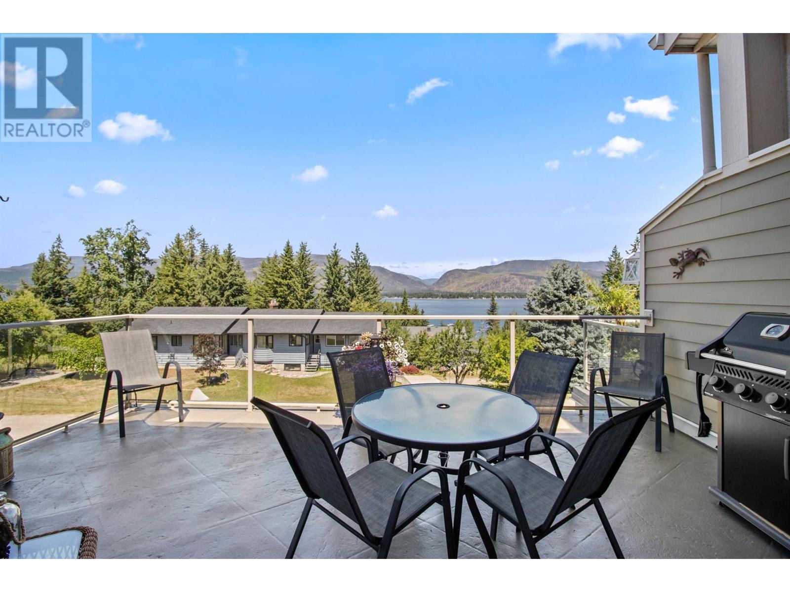Photo 39 of 2802 Henstridge Road Unit 9, Sorrento BC