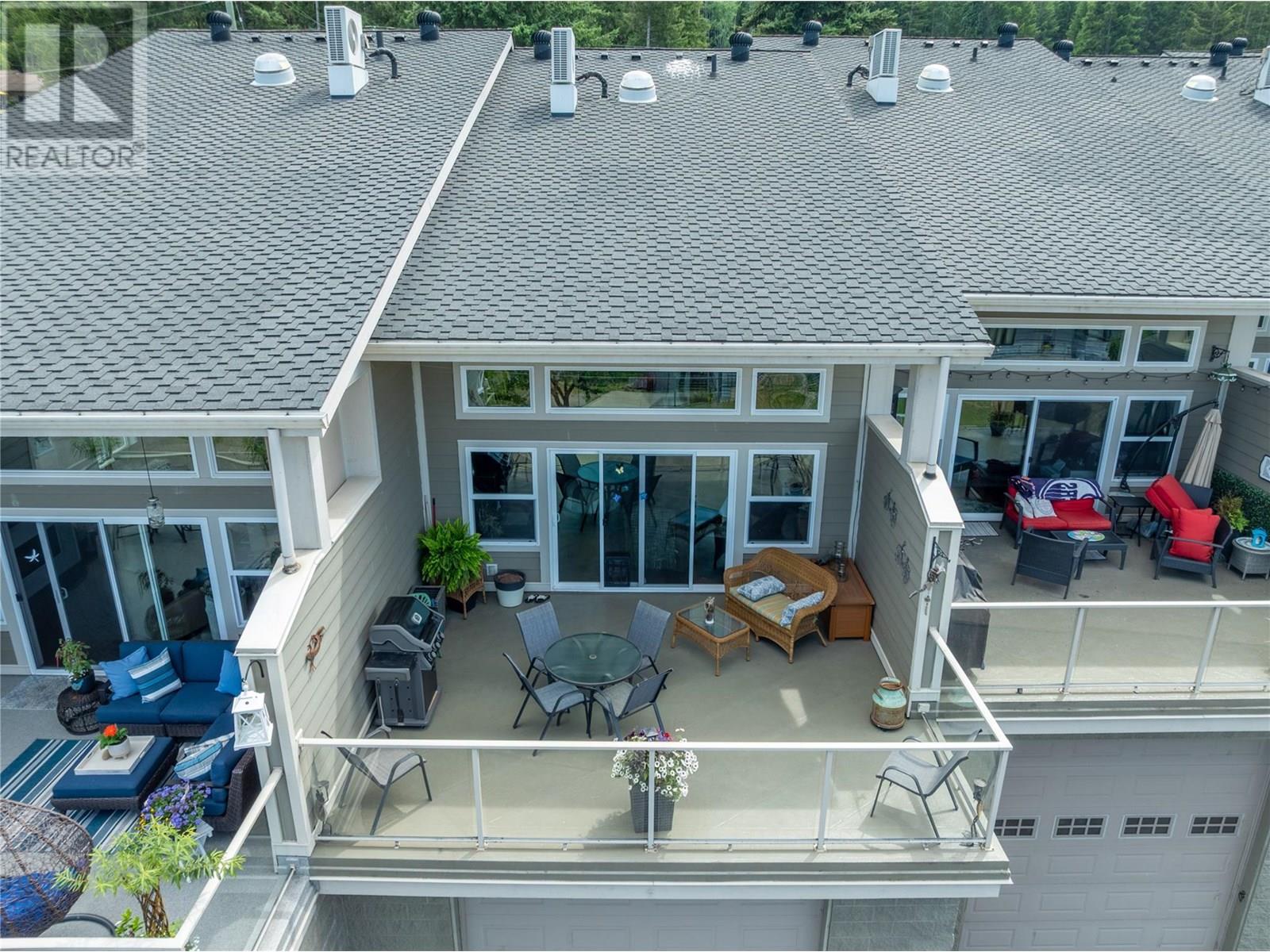 Photo 6 of 2802 Henstridge Road Unit 9, Sorrento BC