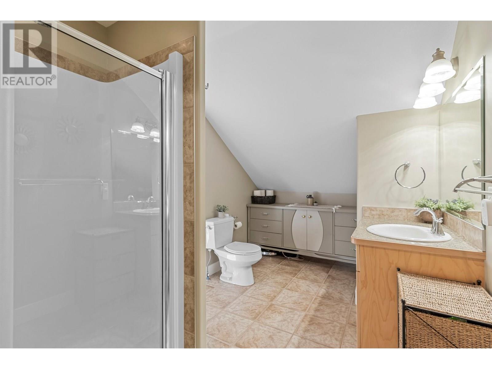 Photo 30 of 2802 Henstridge Road Unit 9, Sorrento BC