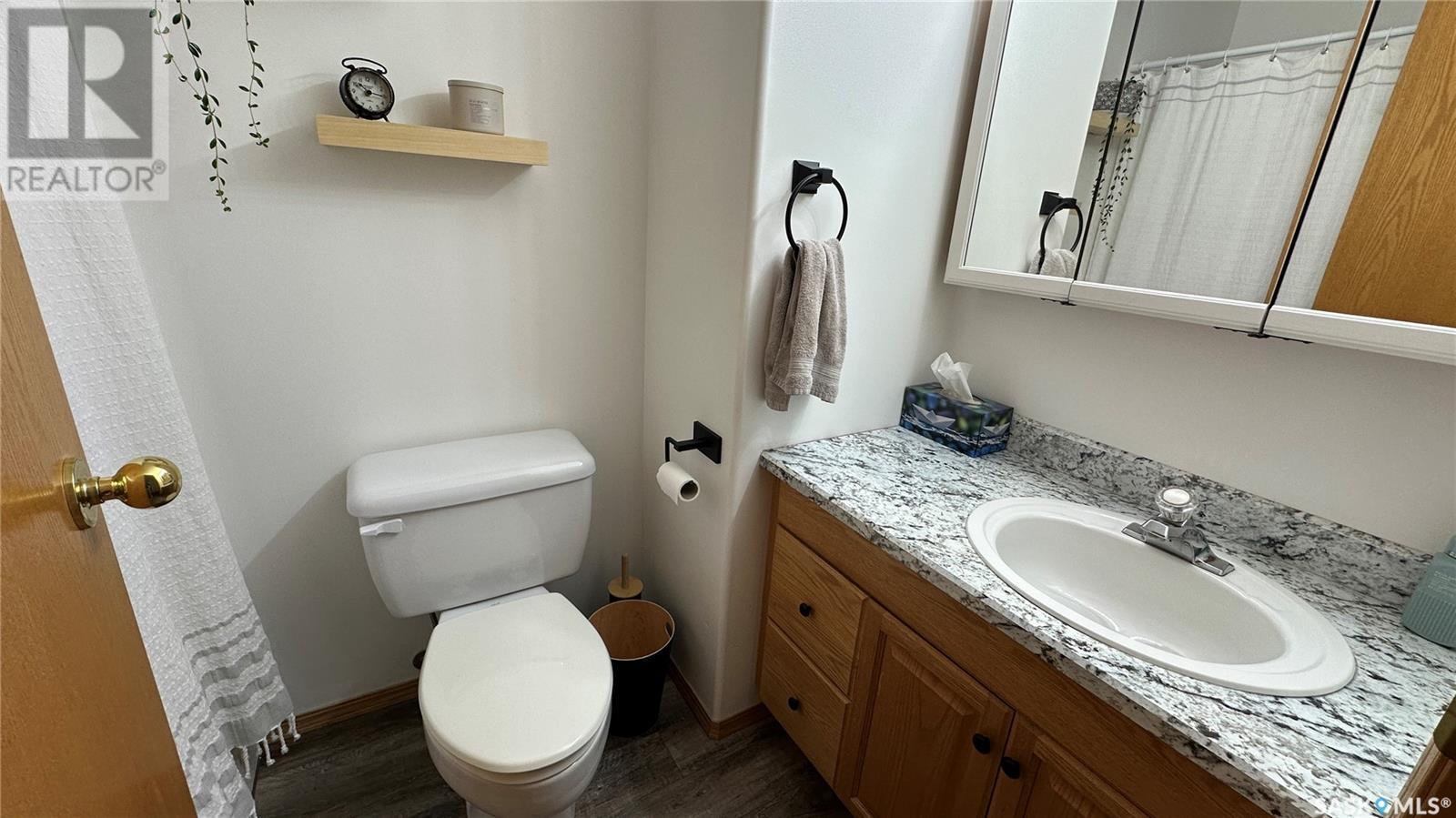 Photo 17 of 903 104th Avenue, Tisdale SK