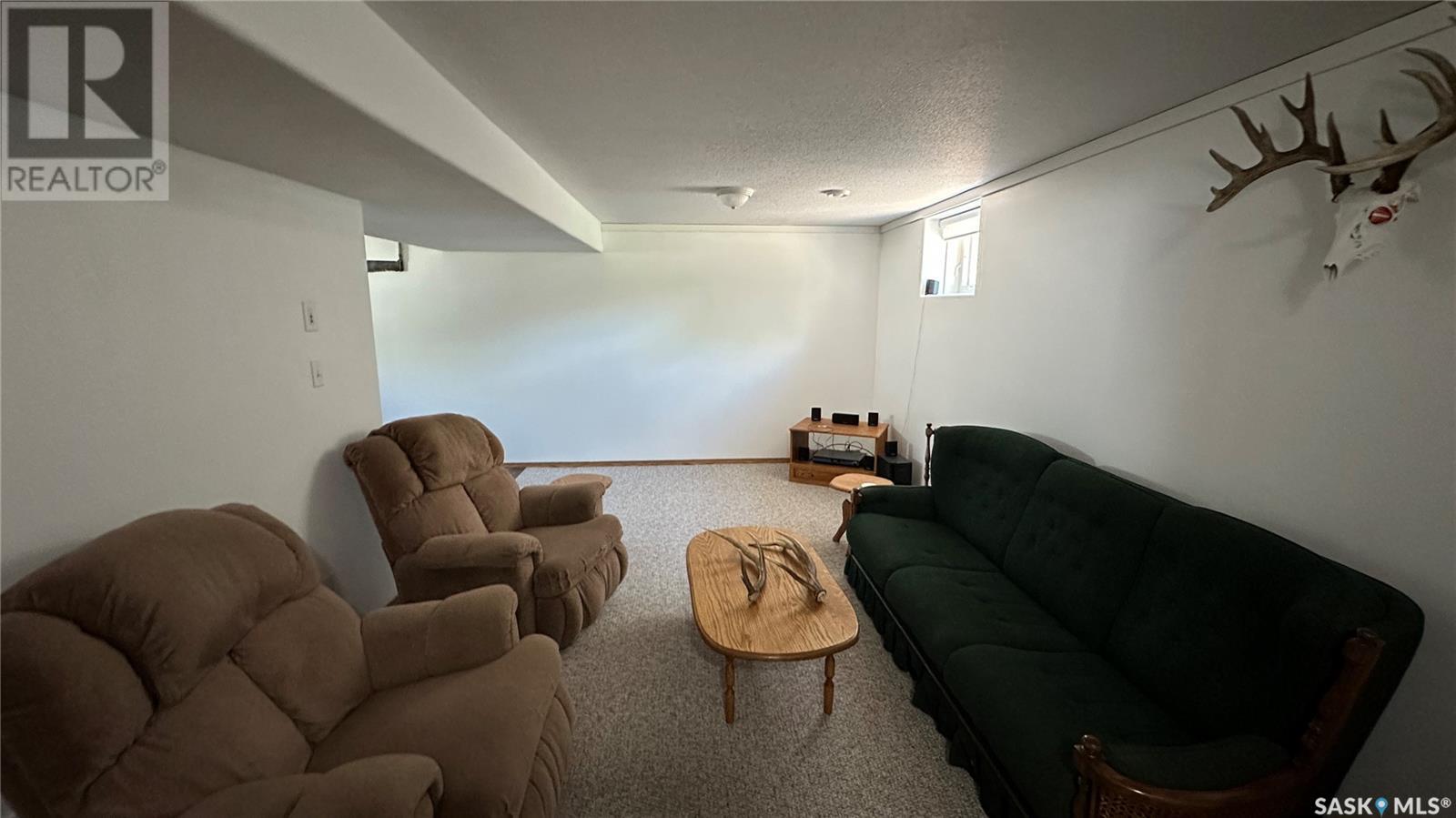 Photo 8 of 903 104th Avenue, Tisdale SK