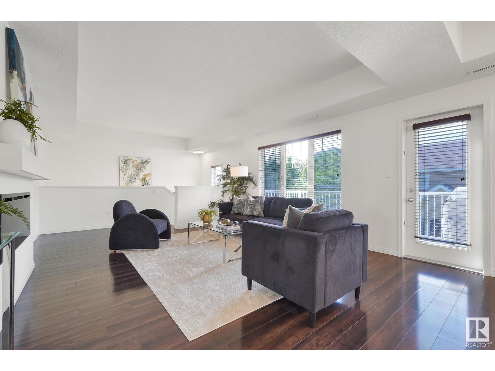 Photo 13 of 41 1623 Towne Centre Blvd Nw Nw, Edmonton AB