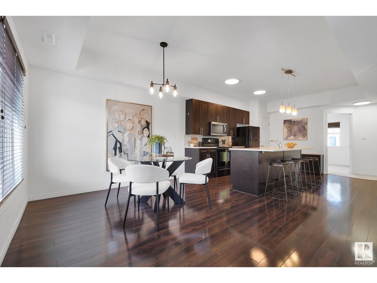 Photo 22 of 41 1623 Towne Centre Blvd Nw Nw, Edmonton AB