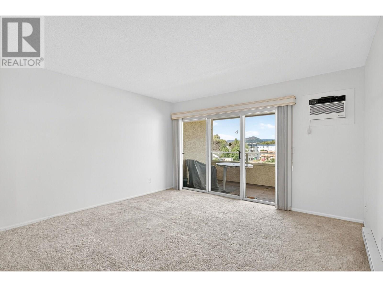 302 1249 Pacific Avenue, Kelowna