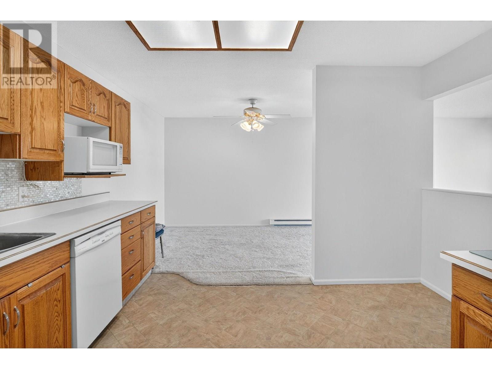 302 1249 Pacific Avenue, Kelowna