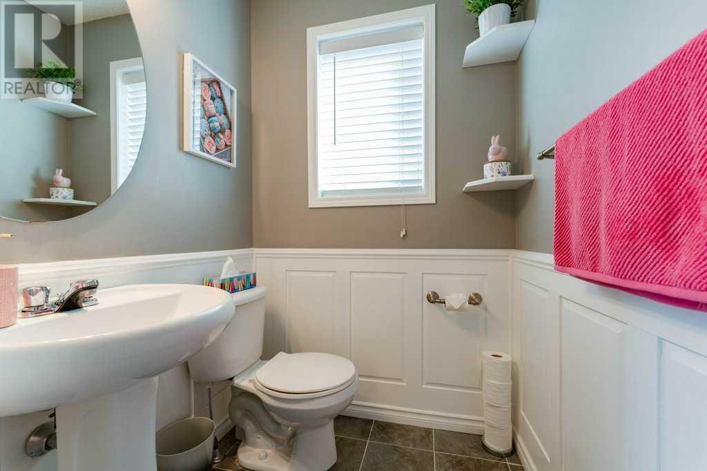 Single Family House for Sale in  Covemeadow Crescent NE Coventry Hills Calgary 