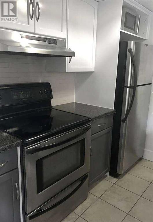 Single Family House Multi-level for Sale in    Avenue SW Beltline Calgary 