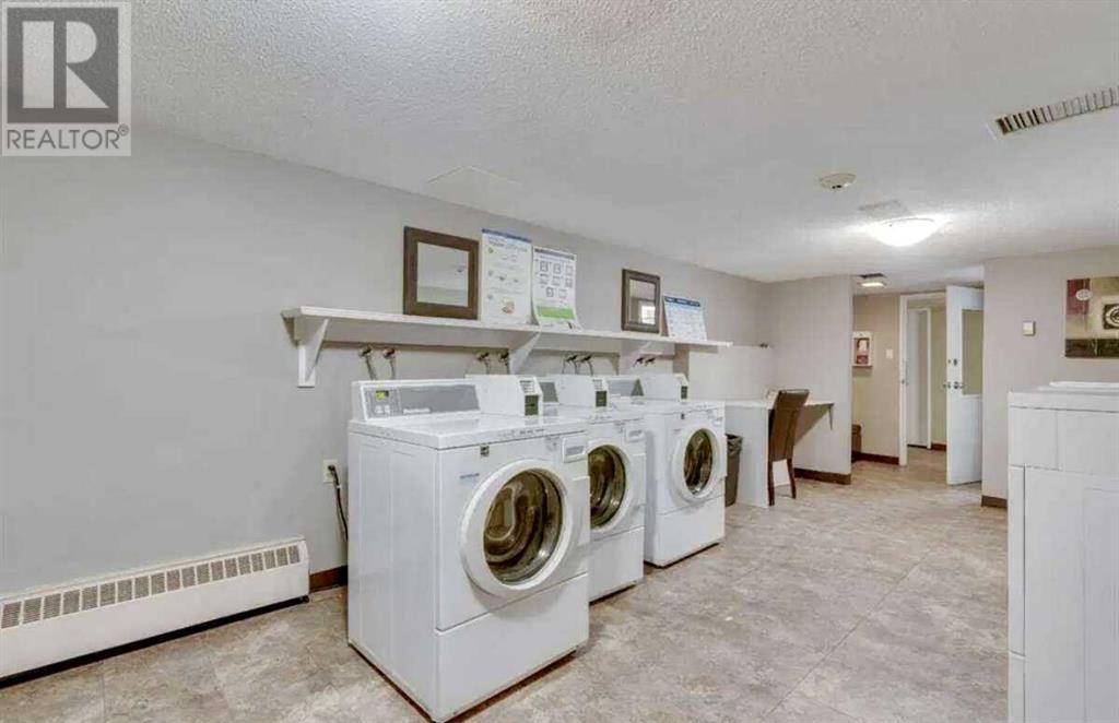 Single Family House Multi-level for Sale in    Avenue SW Beltline Calgary 