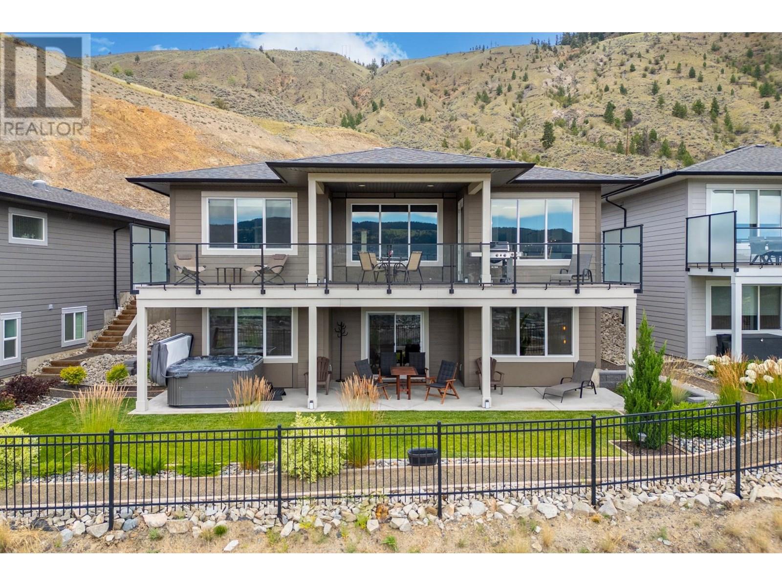 Photo 2 of 4038 Rio Vista Way, Kamloops BC