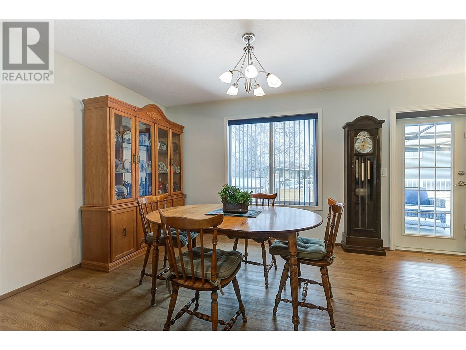  1370 Springfield Road, Kelowna